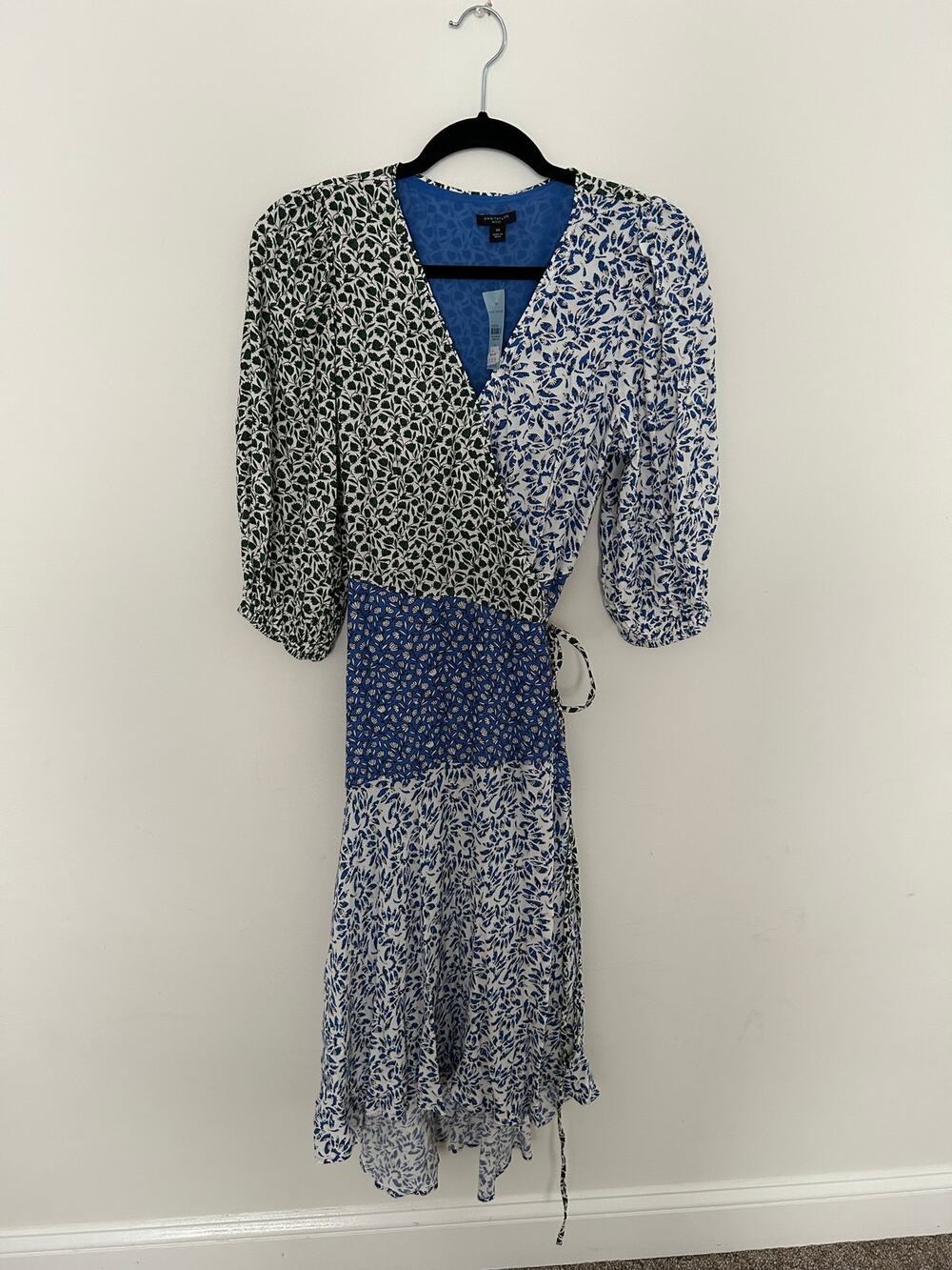 Ann Taylor Petite Wrap Dress *10P*